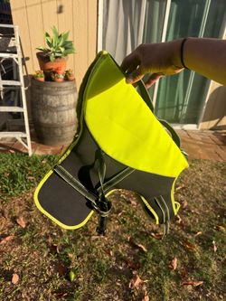 Dog life jacket