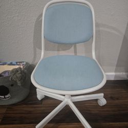 Child's Desk Chair