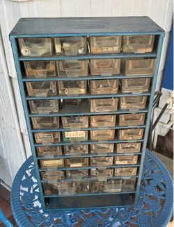Parts cabinet