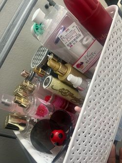 Mixed Beauty & Fragrance Lot in Basket