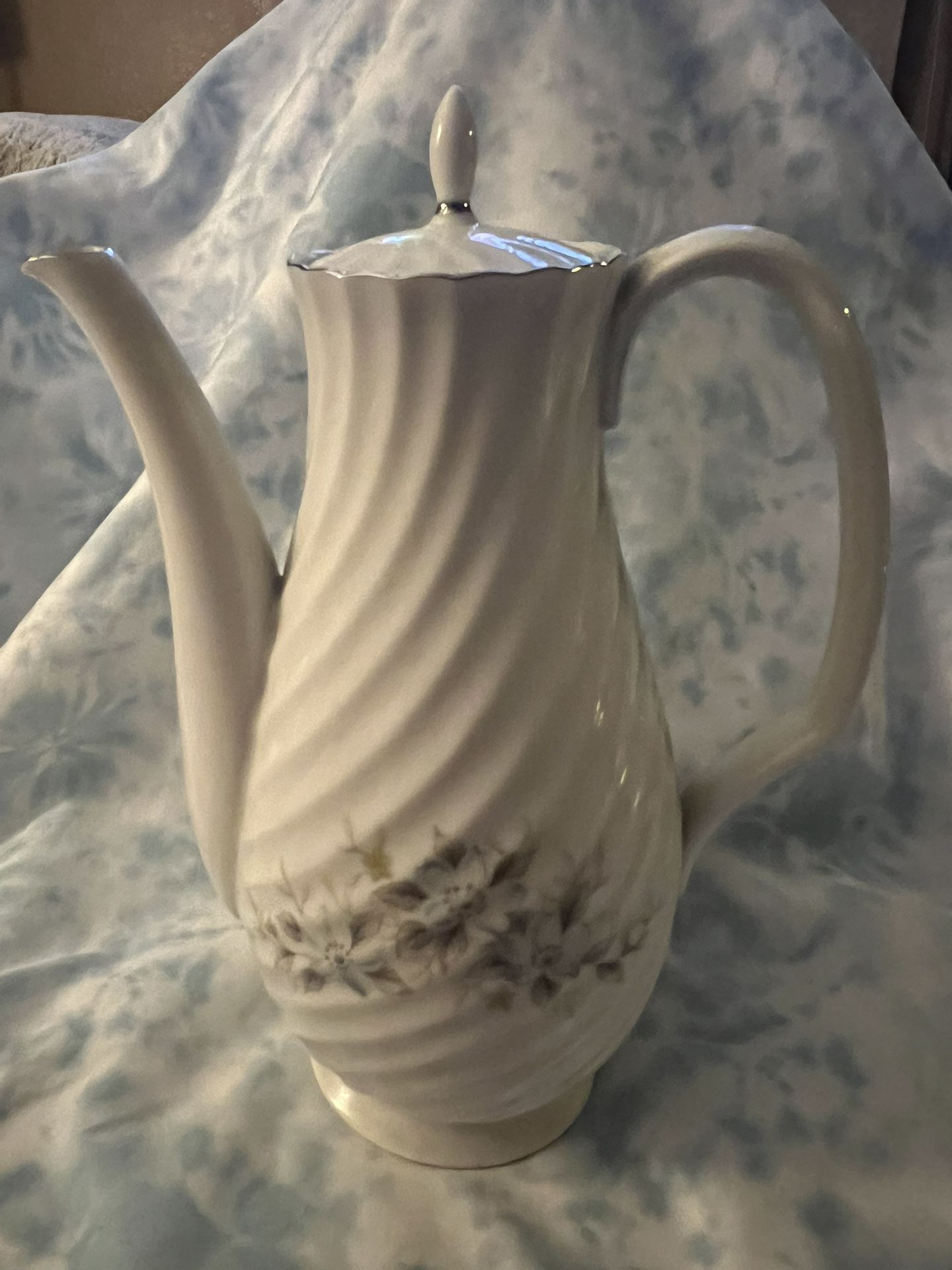 中国古玩 青花磁 元染 染付 雲龍紋 壺 花瓶 高約21cm 唐物 時代物 置物 中国古玩 青花磁 元染 染付 雲龍紋 壺 節約 花瓶 高約21cm 唐物 時代物