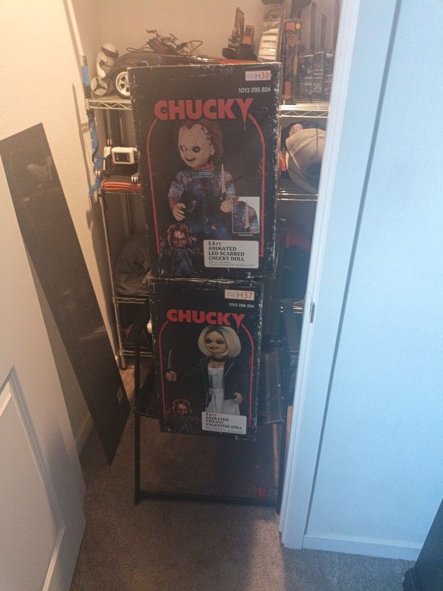 Chucky And Chucky's Brides 3-ft Statues