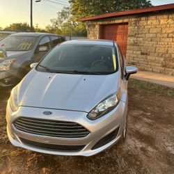 2014 Ford Fiesta