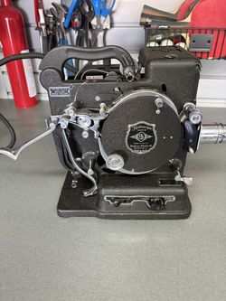 Kodascope Model B (1920s) with Original Case