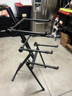 Quiklok 3 Tier Keyboard Stand USED