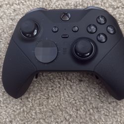 Elite Controller with paddles and charging case