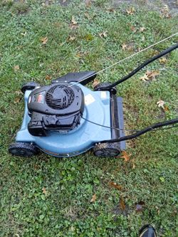 Briggs and Stratton push mower