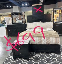 Solid wood black 4pc Queen Elegant Dark Wood Queen/King  Contemporary Design
