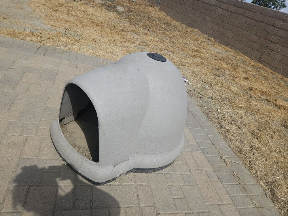 Large Dog House