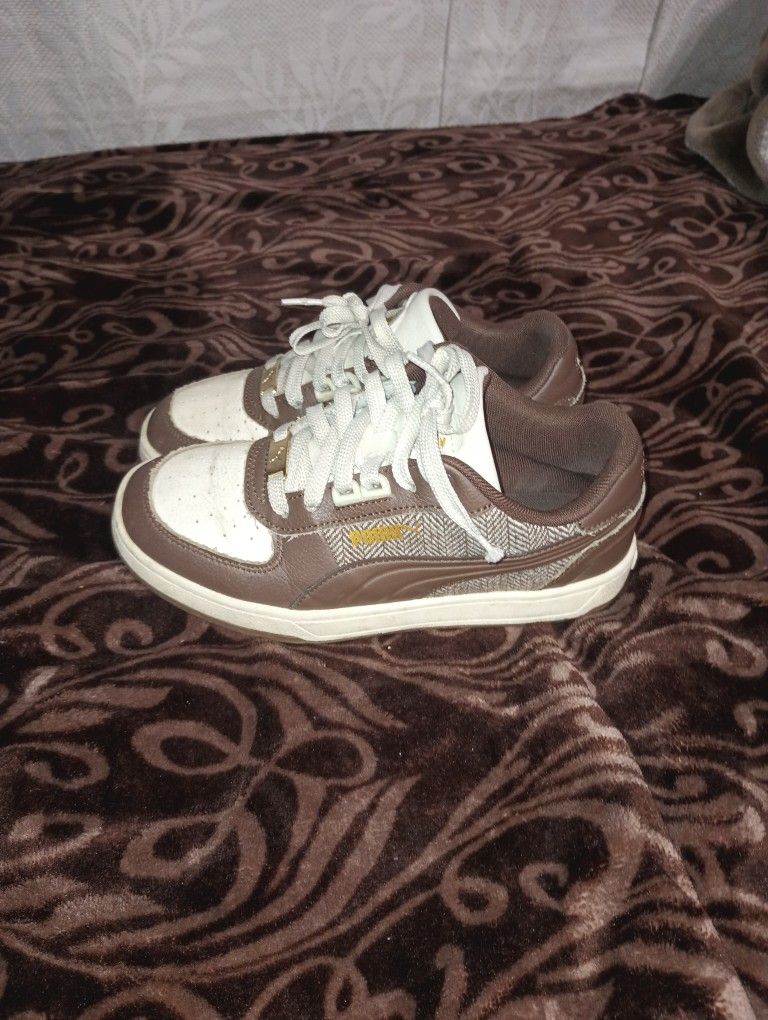 Puma Shoes Size 4.5