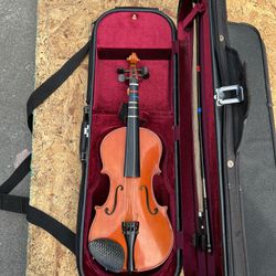 Cameron violin And Case 