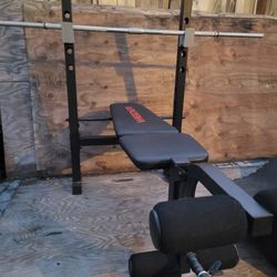 bench press n weights 💪