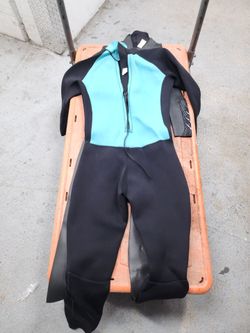 Wet suit