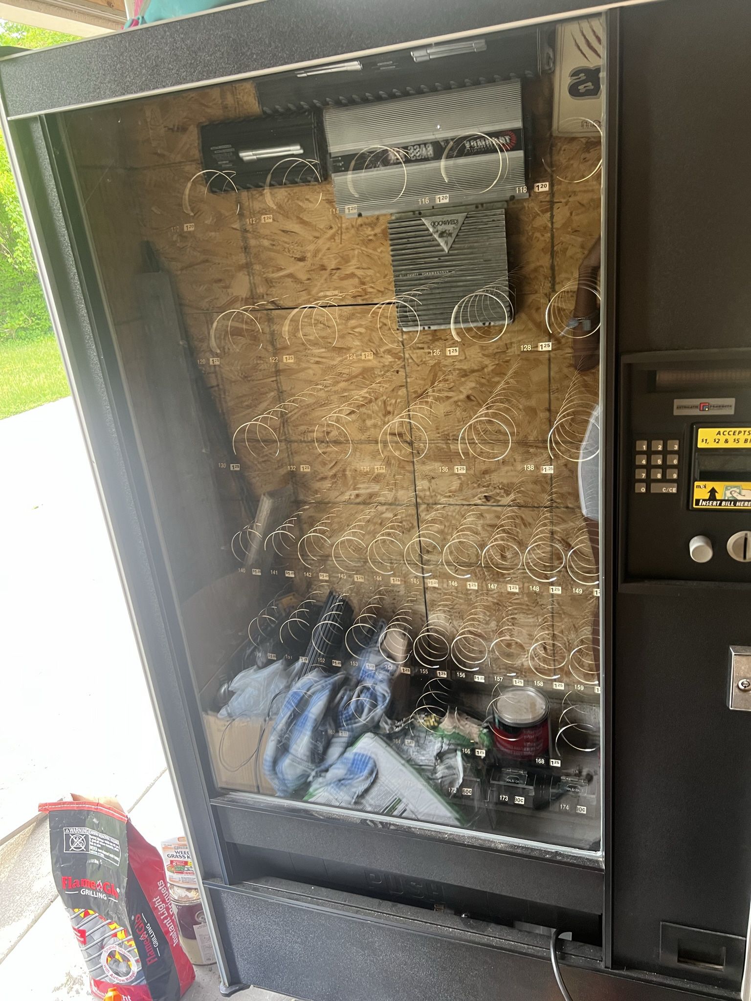 vending machine 