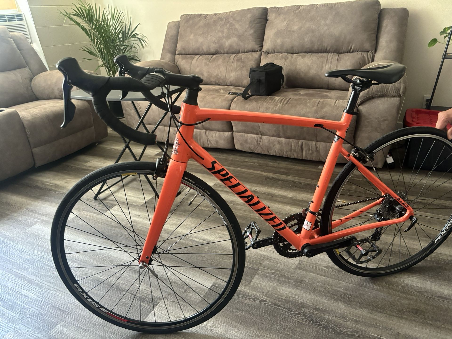 Specialized axis bike series 2021