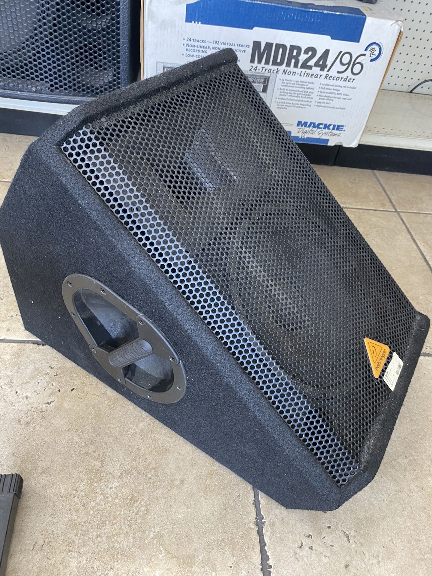 12” Behringer Eurolive PA System Wedge Monitor VS1220F 600w Floor Woofer