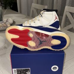 For Sale Size 11 Men’s .. 300$