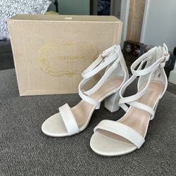 Ivory Heels, Trendsup Collection