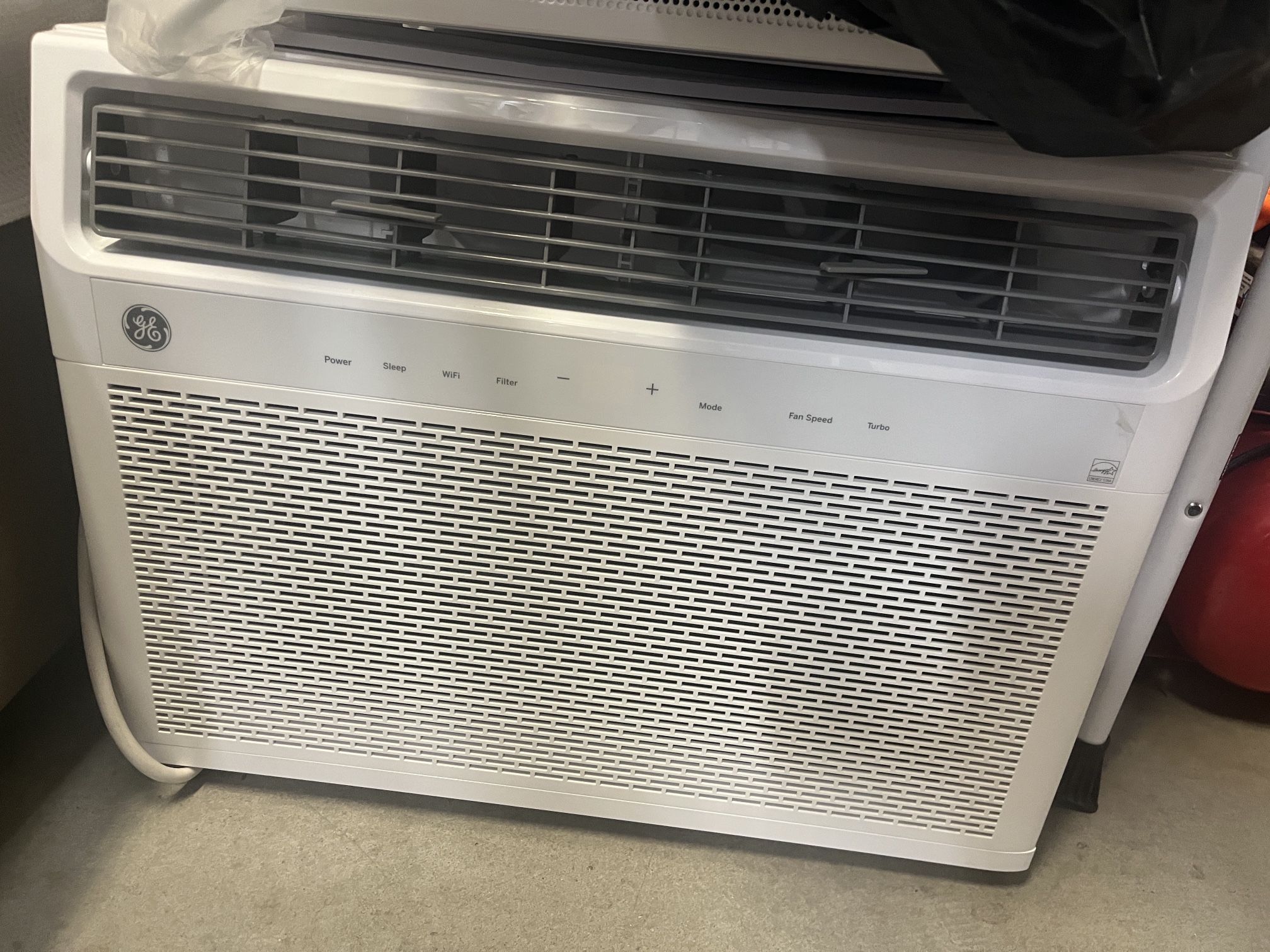 Air Conditioner, Like New