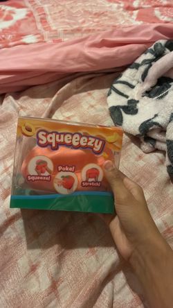Peach squeeze squishy