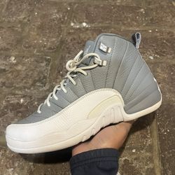 Jordan 12 Stealth Size 7y