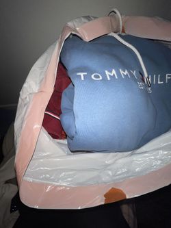 Tommy Hilfiger