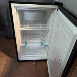 New Mini Freezer