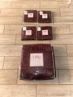 Villa by Classic Home Bari Quilt Set
