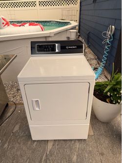 Speed Queen commercial electric dryer 7. 0 cubic feet working perfect clean one receipt for 6 months warranty