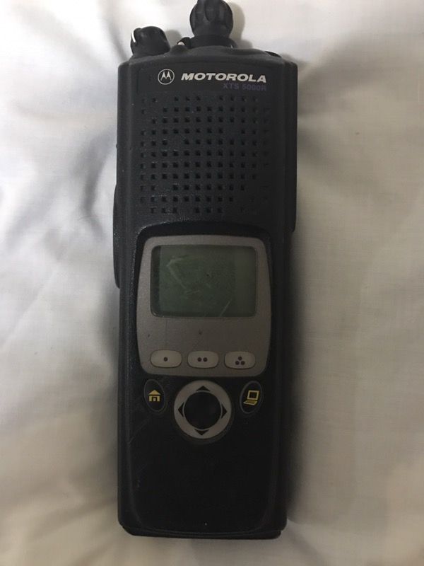 Motorola xts5000 uhf low cut model II 380-470 MHz for Sale in Glendale, CA  - OfferUp