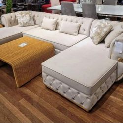 Jester Ivory Velvet Doub le Chaise Sectio nal
