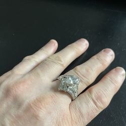 Brand New Ladies Ring Size 10 Pick Up Raseda And Vanowen 