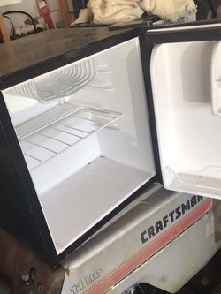 Mini Fridge 