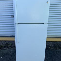 nice refrigerator in excellent condition