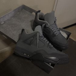JORDAN 4 “wet cements” GS (size 7Y) 