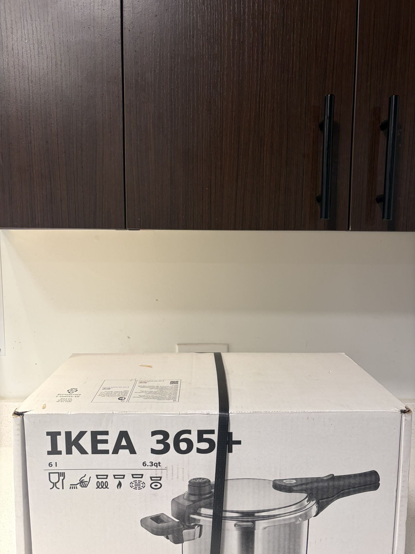 IKEA 365+ 6.3qt Pressure Cooker
