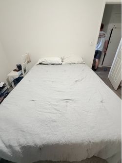 Queen Mattress with 4 inch memory foam pad