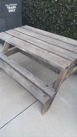 Kids Wooden Picnic Table with Benches
