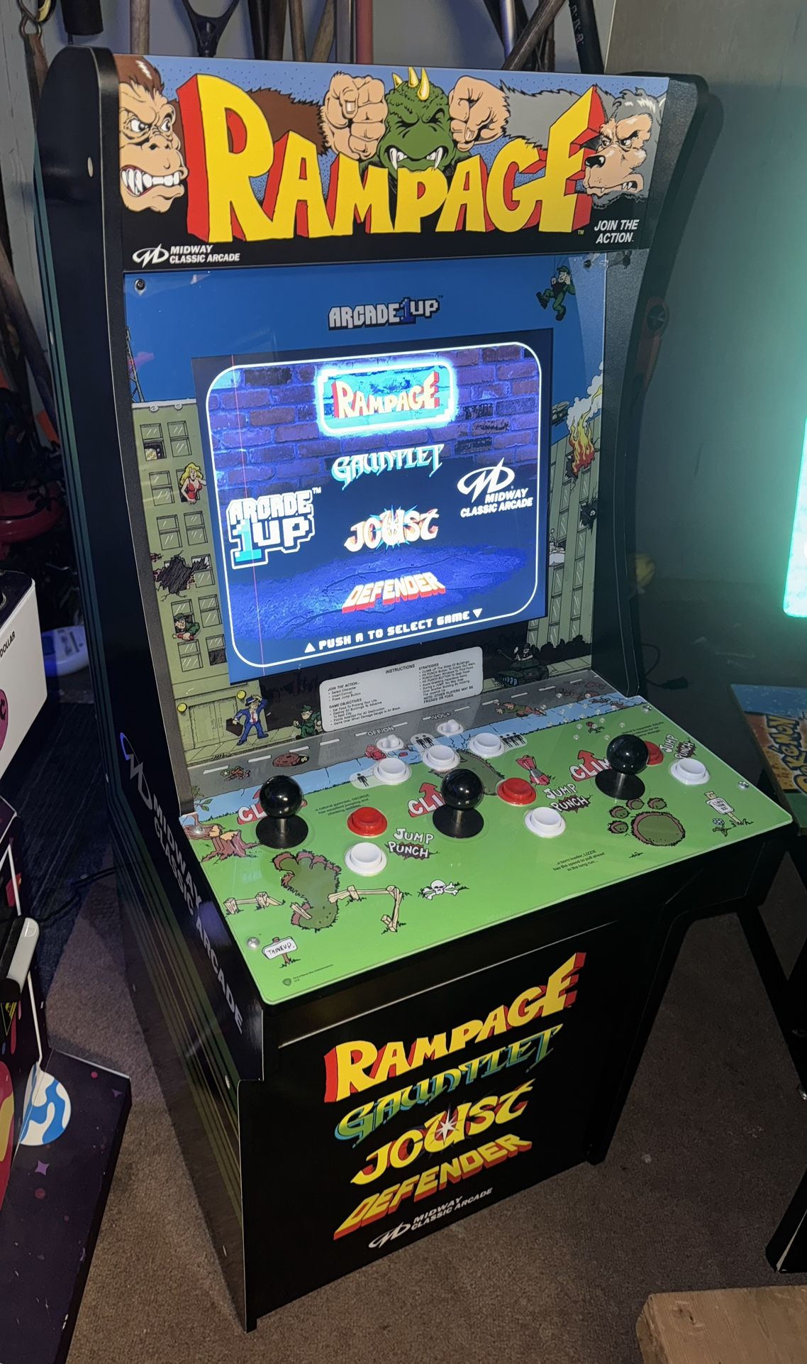 Rampage arcade cabinet