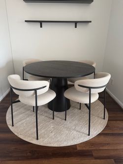 Dining table + chairs set + rug