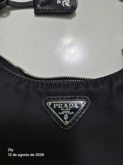 Authentic Prada Re-Edition 2005 Re-Nylon Bag – Black – Complete Set