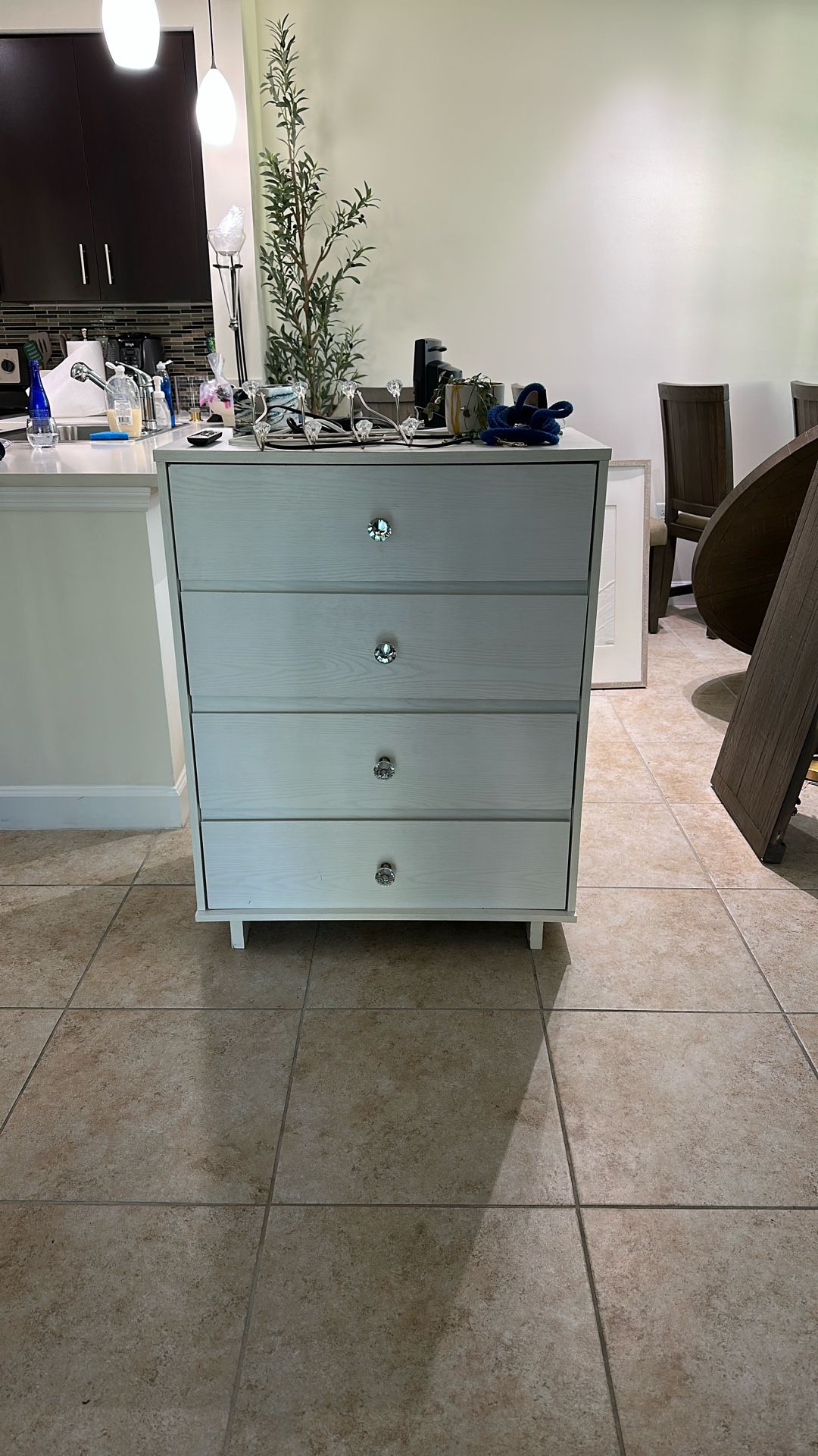 Dresser