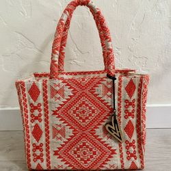 Maria Victoria Woven Purse