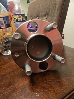 Rear Axle Hub Assembly