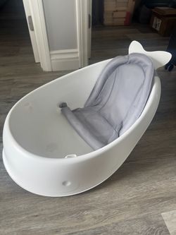 Skiphop bathtub