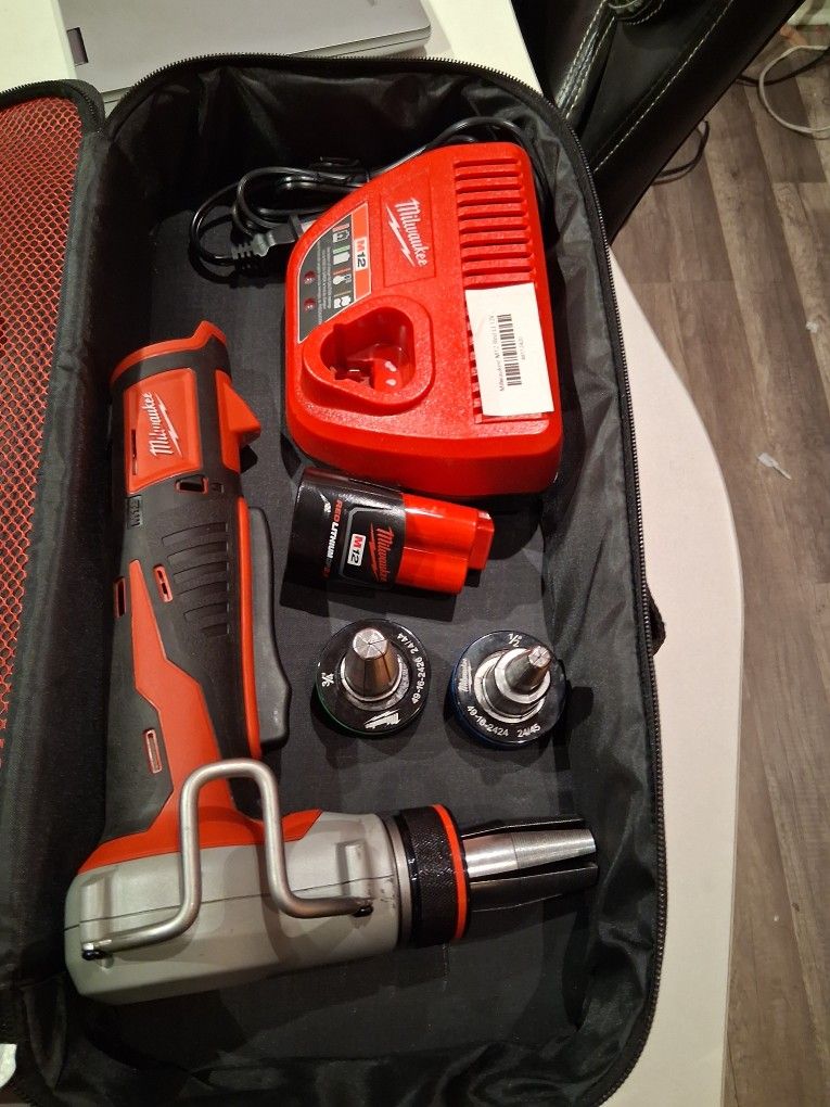 Milwaukee 2432-22 M12 12V Lithium-Ion Propex Expansion Tool Kit