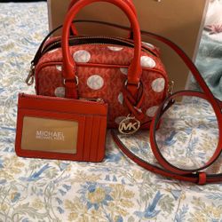 Brand New Michael Kors Purse And Wallet 