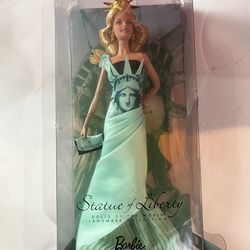 New York statue of Liberty, Barbie