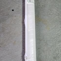 48in X 72in White Vinyl Roll-Up Indoor/Outdoor Blinds UNUSED 