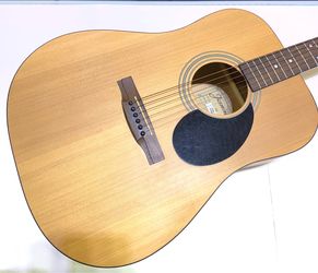 Jasmine Acoustic Guitar, Beautiful Condition!